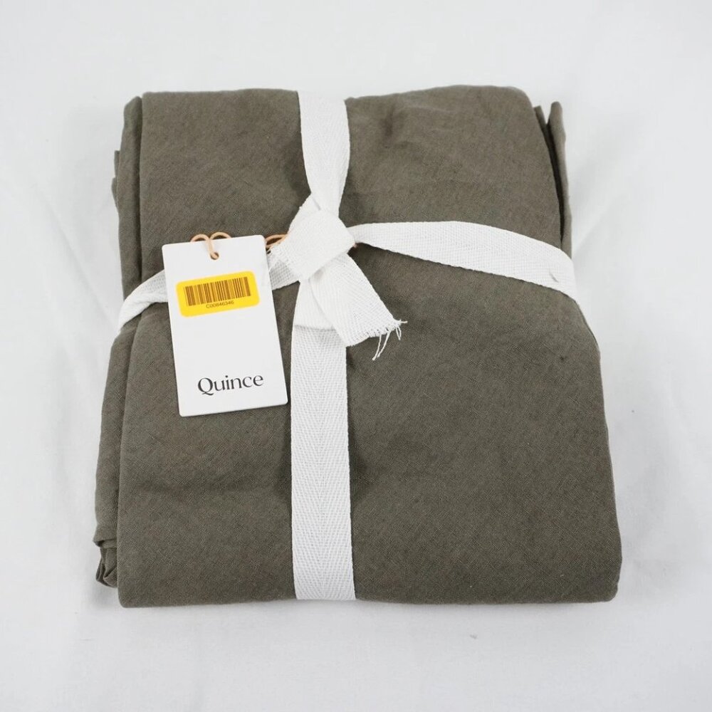 Quince Round 70 inch tablecloth in Dusty Olive